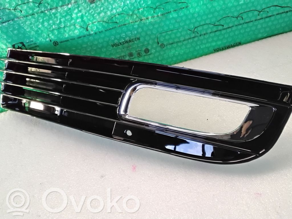 Audi A8 S8 D3 4E Front bumper lower grill 