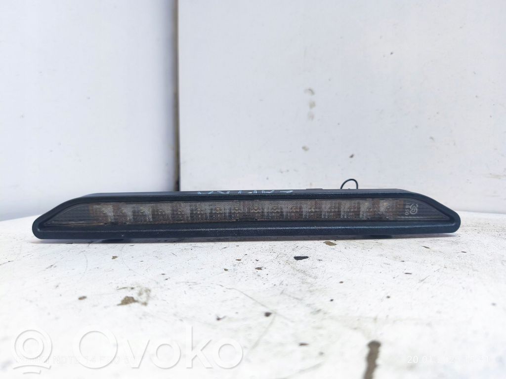 Opel Zafira A Trzecie światło stop 