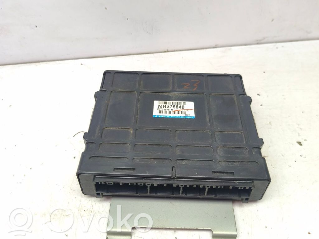 Engine control unit/module ECU   MR578640
