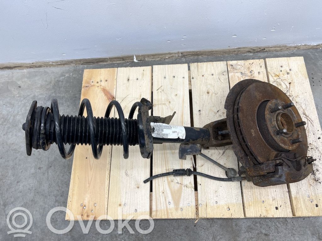 Volvo C30 Etuiskunvaimennin kierrejousella 
