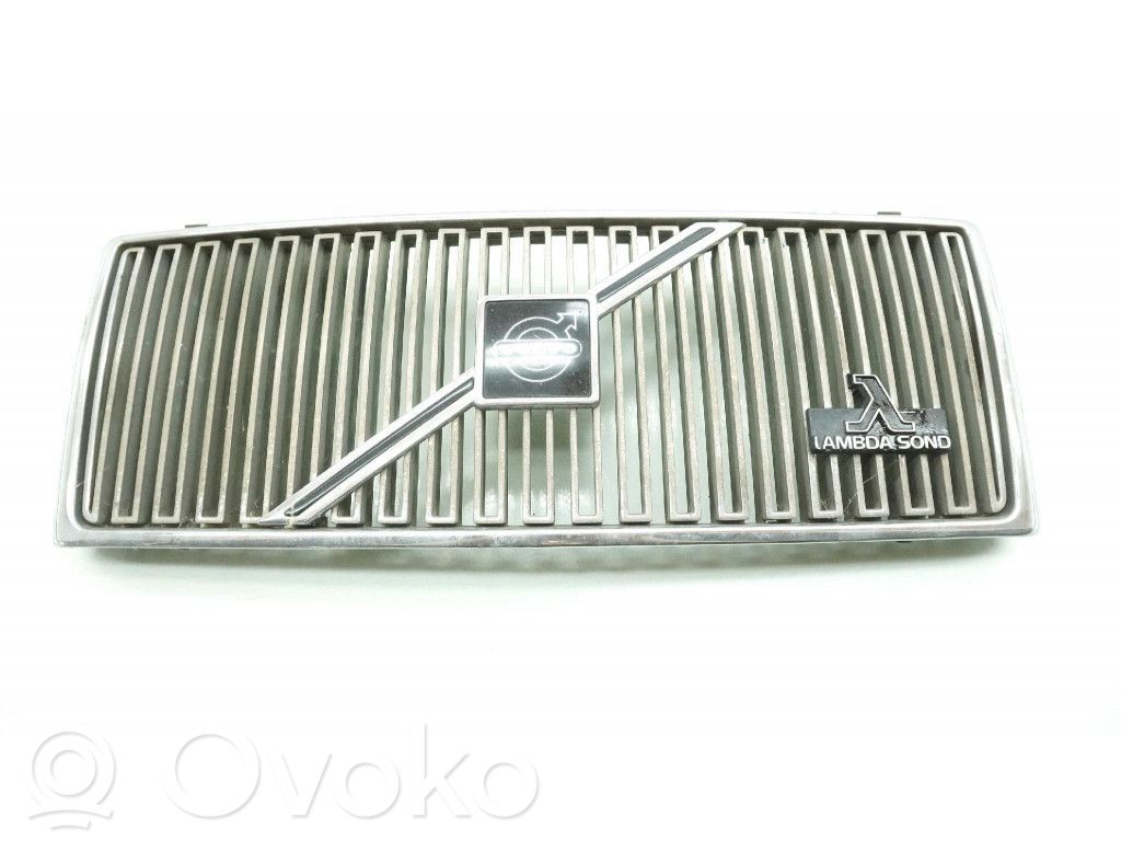 Volvo 940 Etusäleikkö 