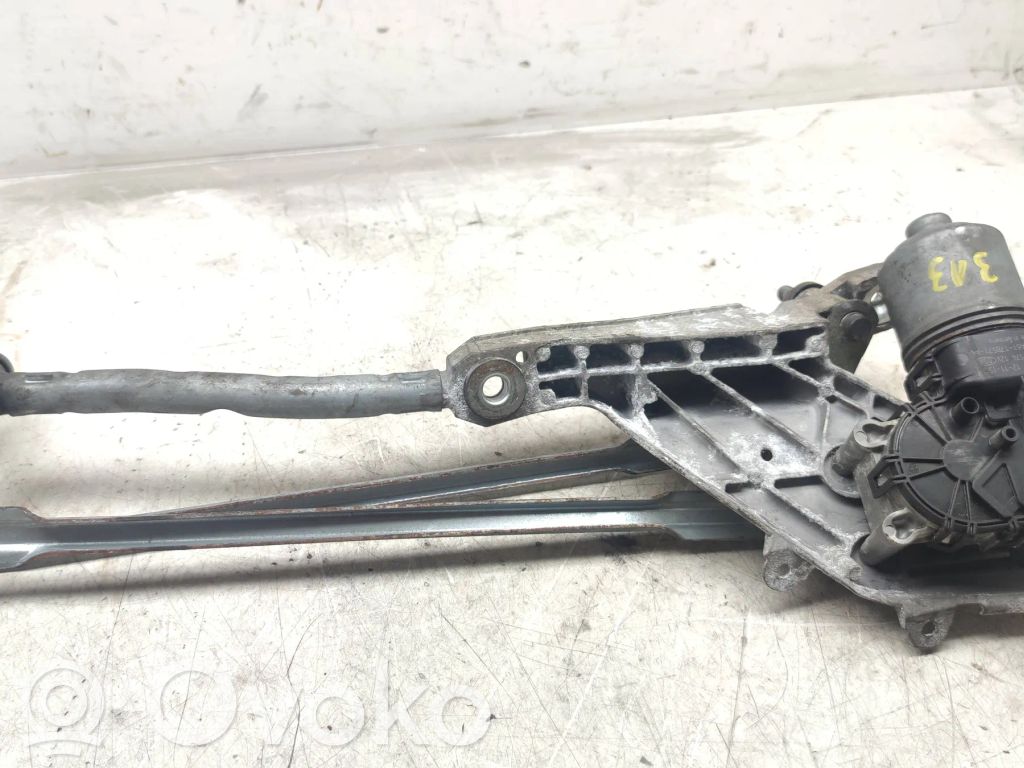 Ford Fiesta Mechanizm i silniczek wycieraczek szyby przedniej / czołowej 