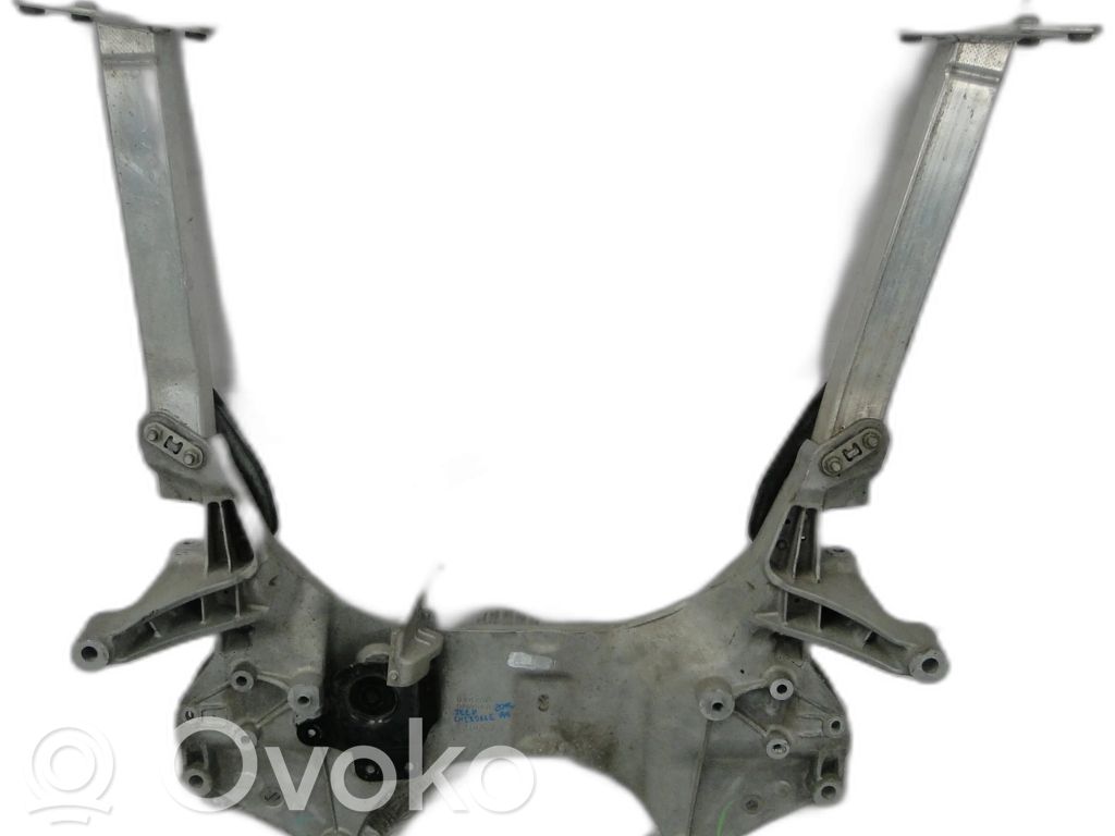 Engine mounting bracket   04877643AD,04877643AD,04877643AD