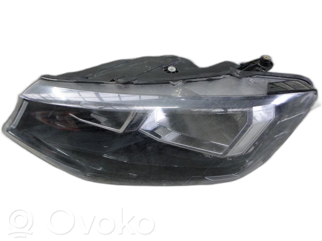 Headlight/headlamp   2K8941005D