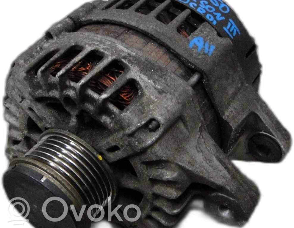 Hyundai Tucson TL Alternator 