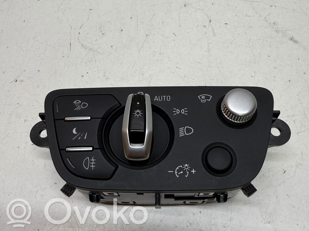 Audi Q7 4M Light switch 