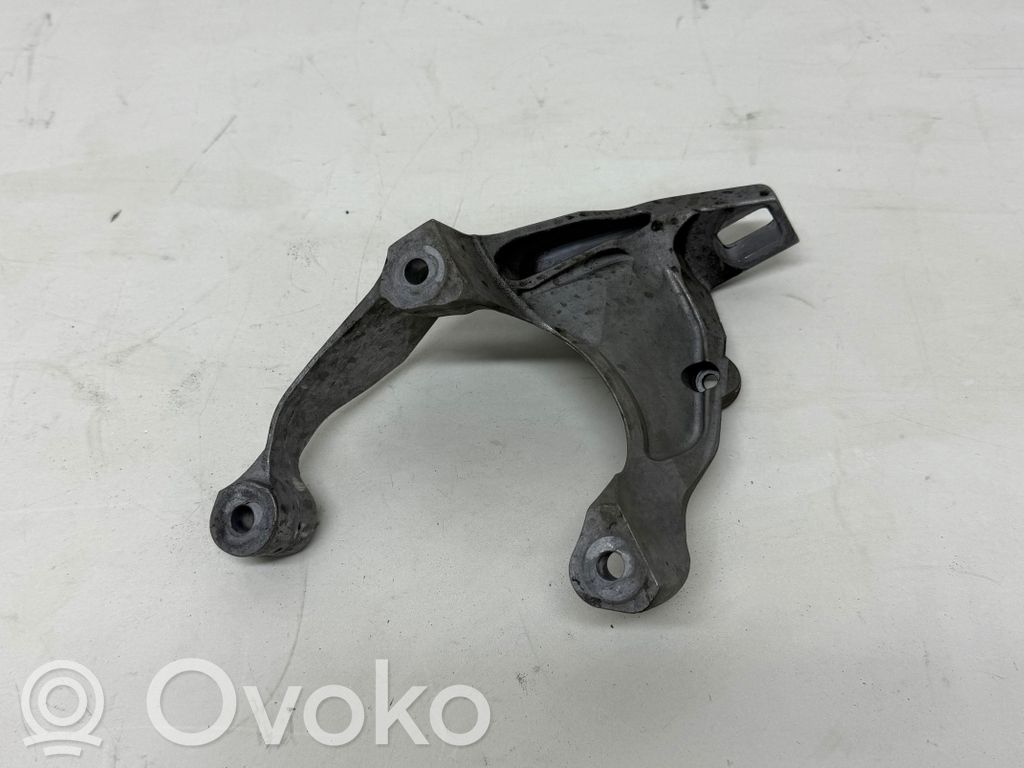 Audi RS Q8 Engine mount bracket 