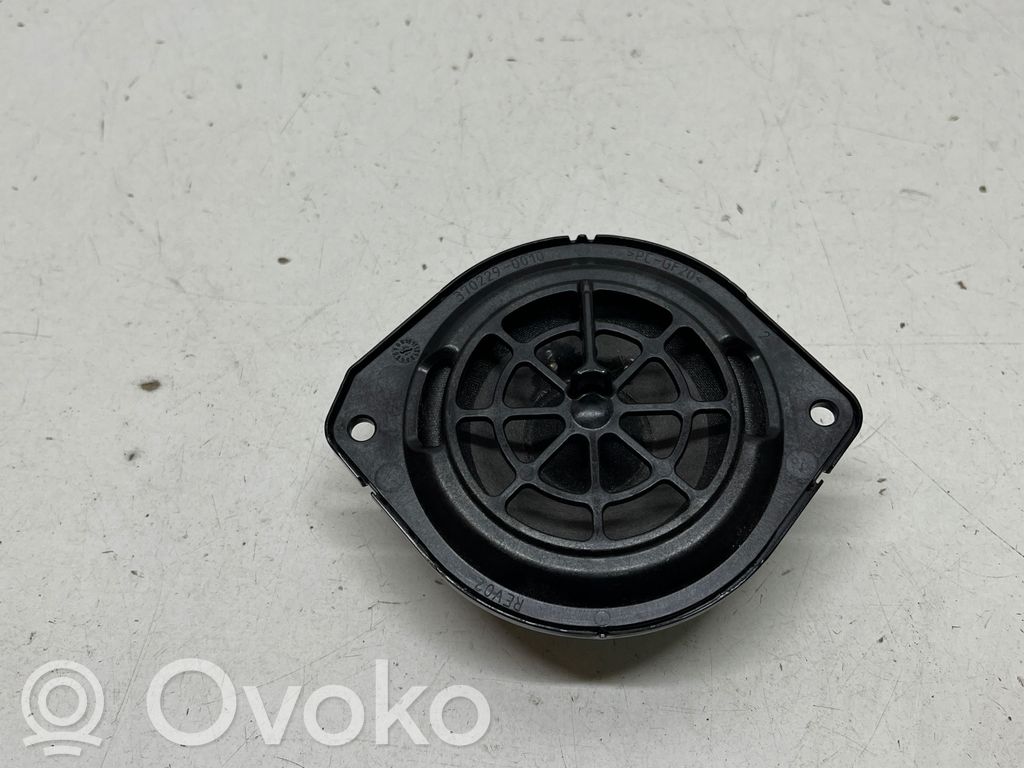 Audi Q7 4M Front door speaker 