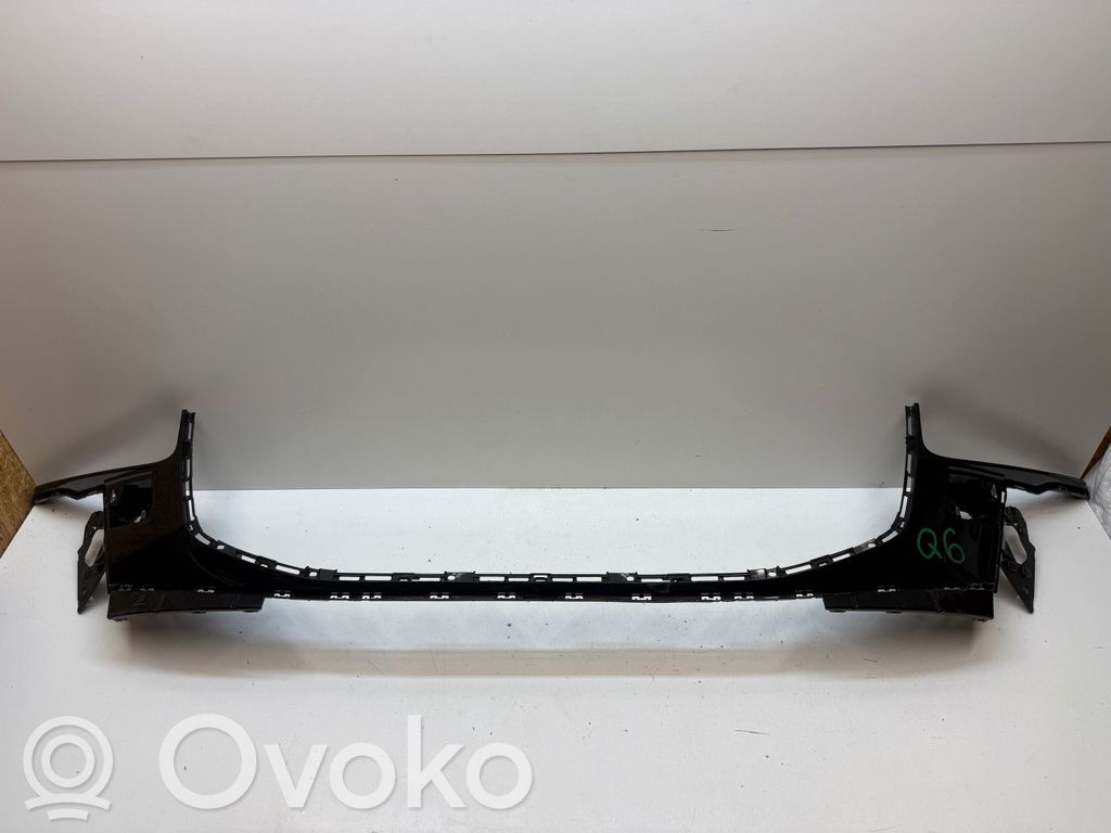 Audi Q6 e-tron Front grill 