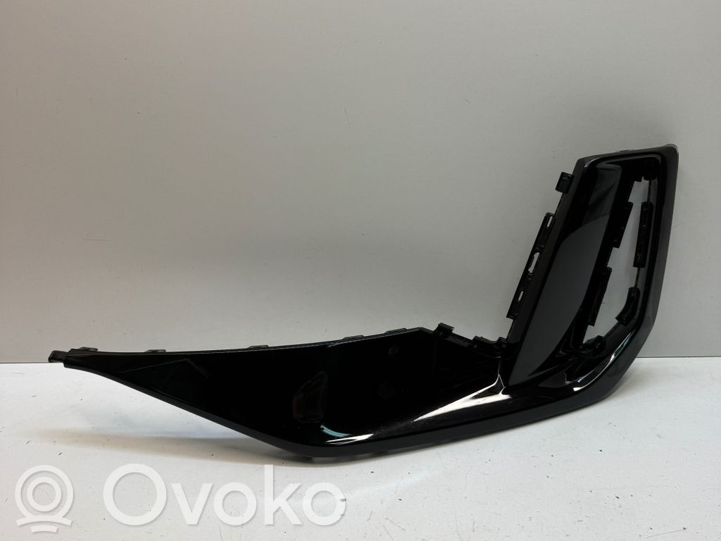 Audi Q6 e-tron Front bumper lower grill 