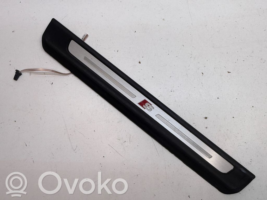 Audi Q7 4M Etuoven kynnyksen suojalista 