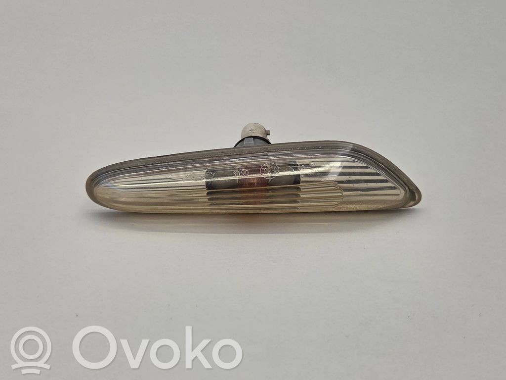 Seitenblinker   7165741