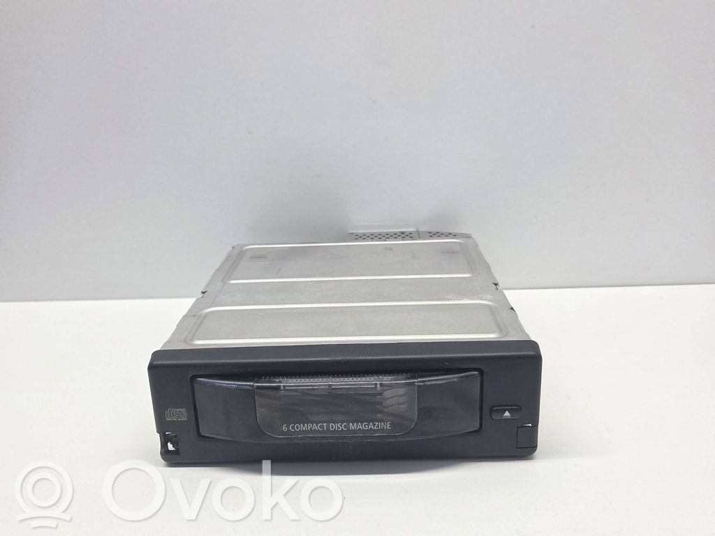 BMW 5 E60 E61 CD/DVD keitiklis 