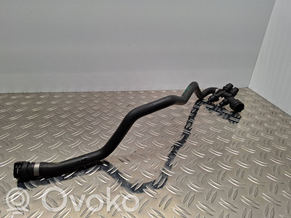 BMW 5 F10 F11 Engine coolant pipe/hose 