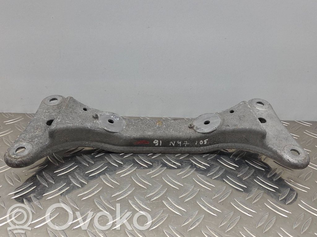 BMW 3 E90 E91 Gearbox mounting bracket 