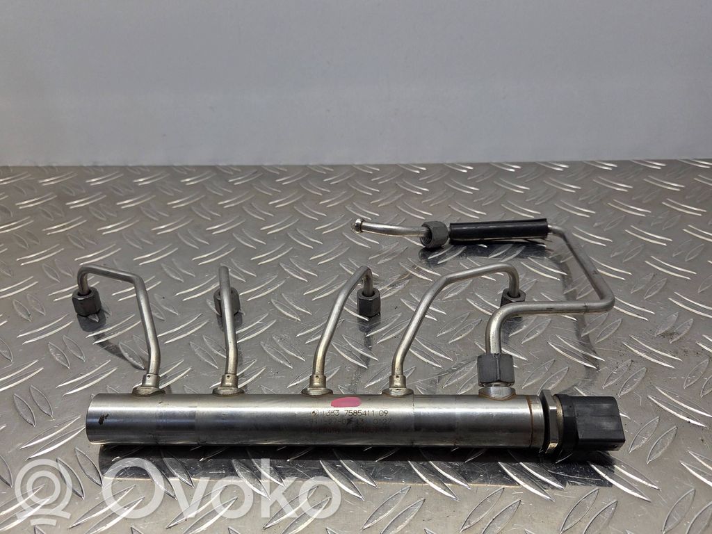BMW 3 F30 F35 F31 Polttoainepääputki 