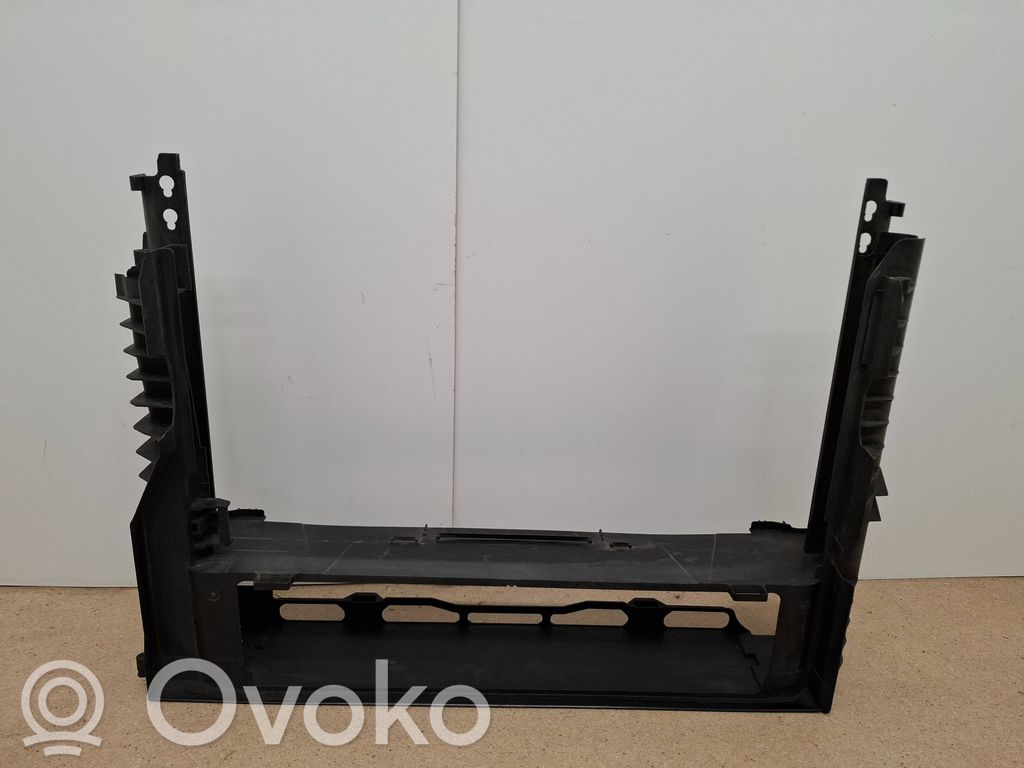 Radiator mount bracket   7791179,7791180