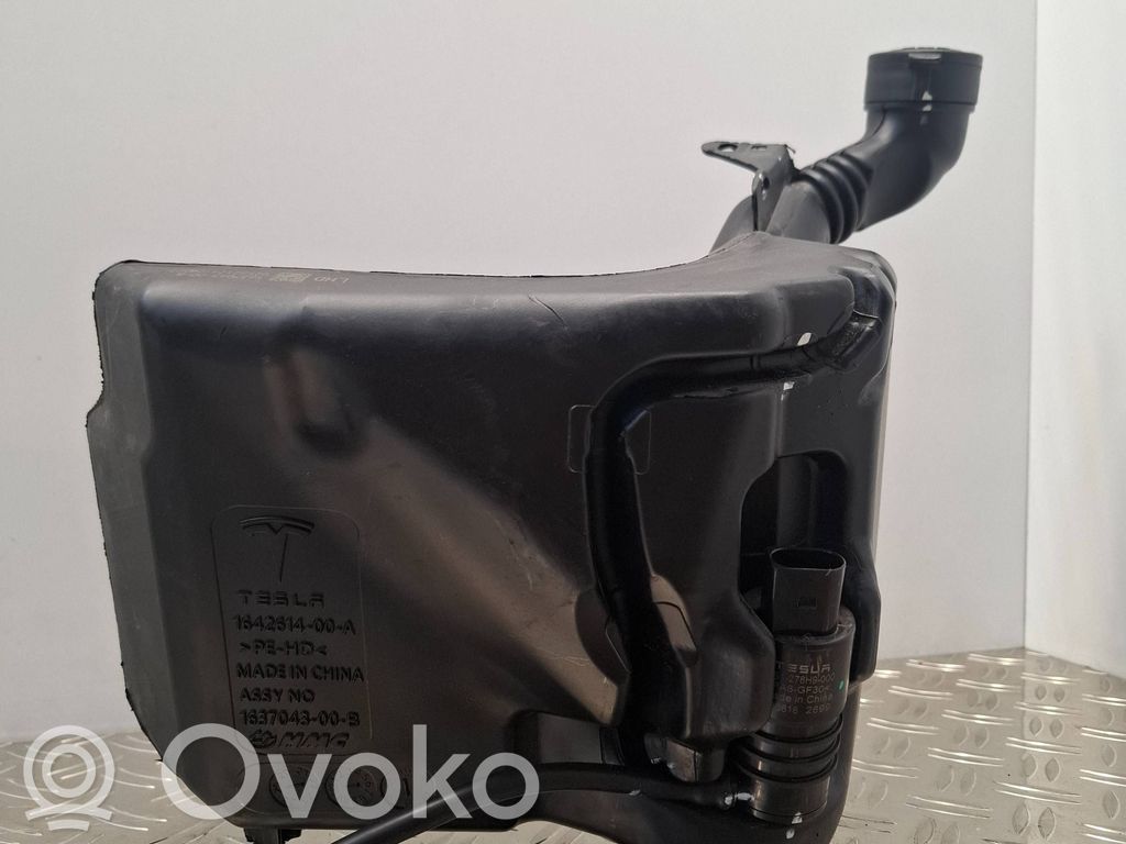 Tesla Model 3 Langų skysčio bakelis 