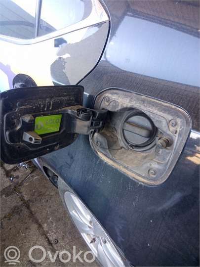 Lexus IS 220D-250-350 Bomba interna de combustible 