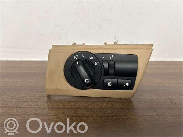 Light switch   61318363668