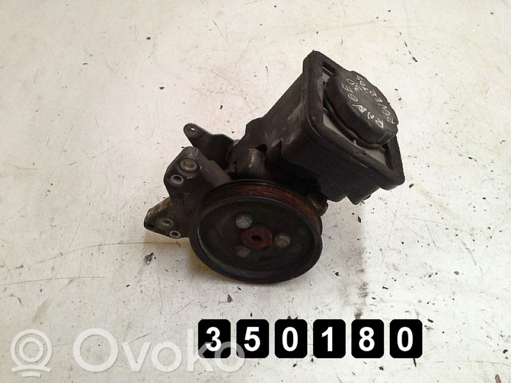 Pompa servosterzo   6758565,6758565