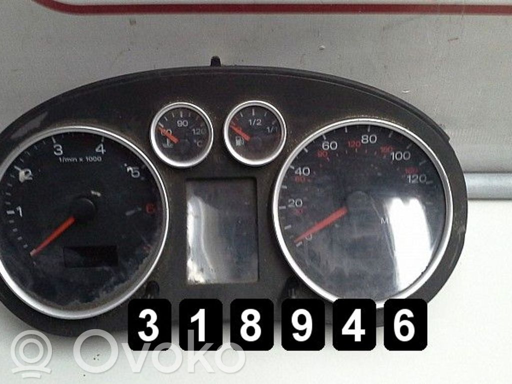 Audi A2 Speedometer (instrument cluster) 
