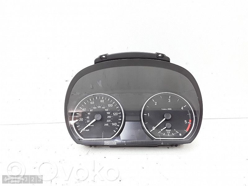 BMW 1 E81 E87 Geschwindigkeitsmesser Cockpit 