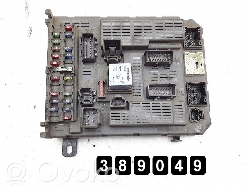 Citroen C5 Fuse module 