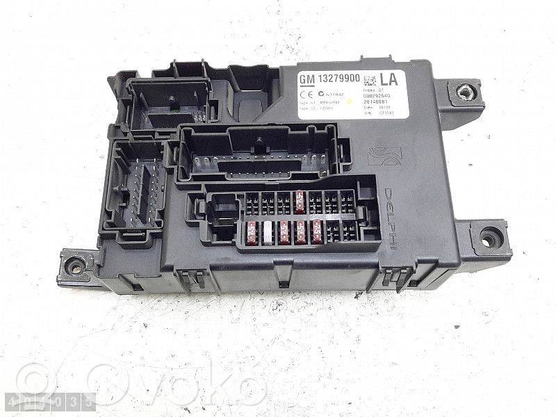 Opel Corsa D Modul siguranțe 