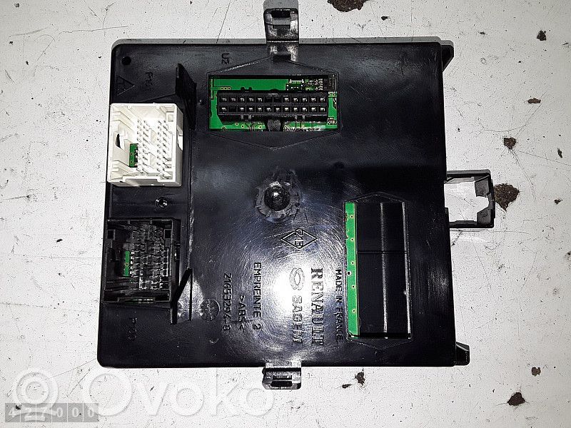 Engine control unit/module   8200403409