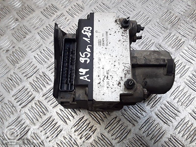 Audi A4 S4 B5 8D ABS Pump 