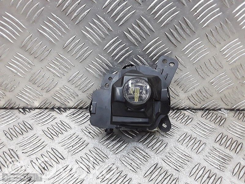 Mazda CX-3 Feu antibrouillard avant