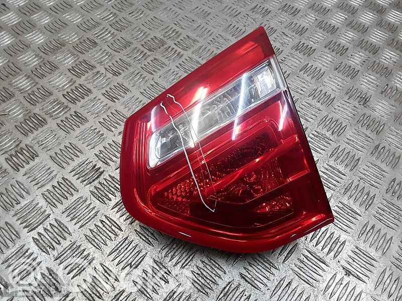 Citroen C4 I Picasso Takaluukun takavalot