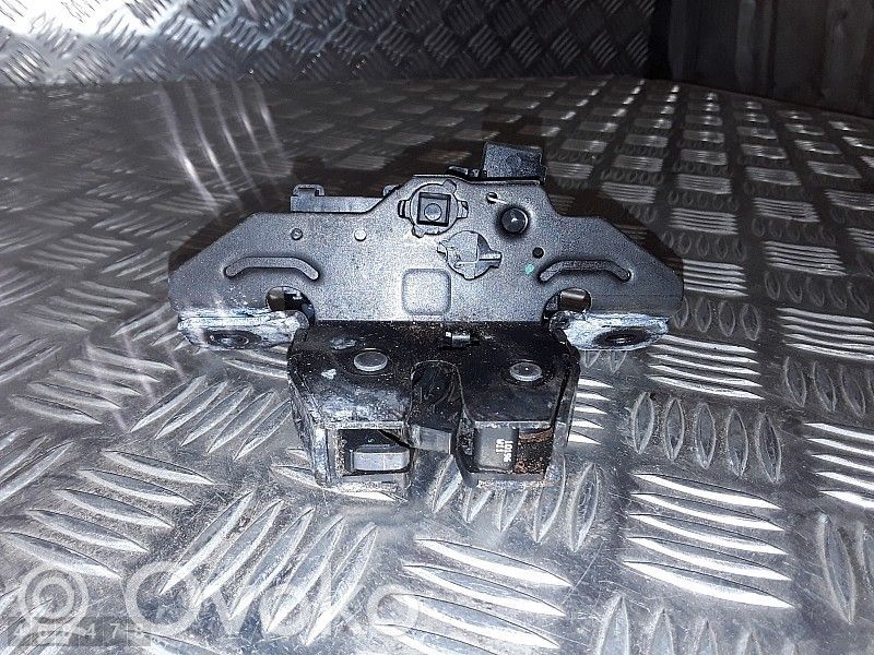 Opel Astra H Zamek klapy tylnej / bagażnika 