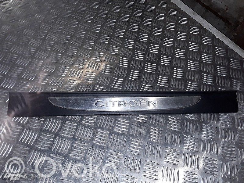Citroen C6 Listwa progowa przednia 