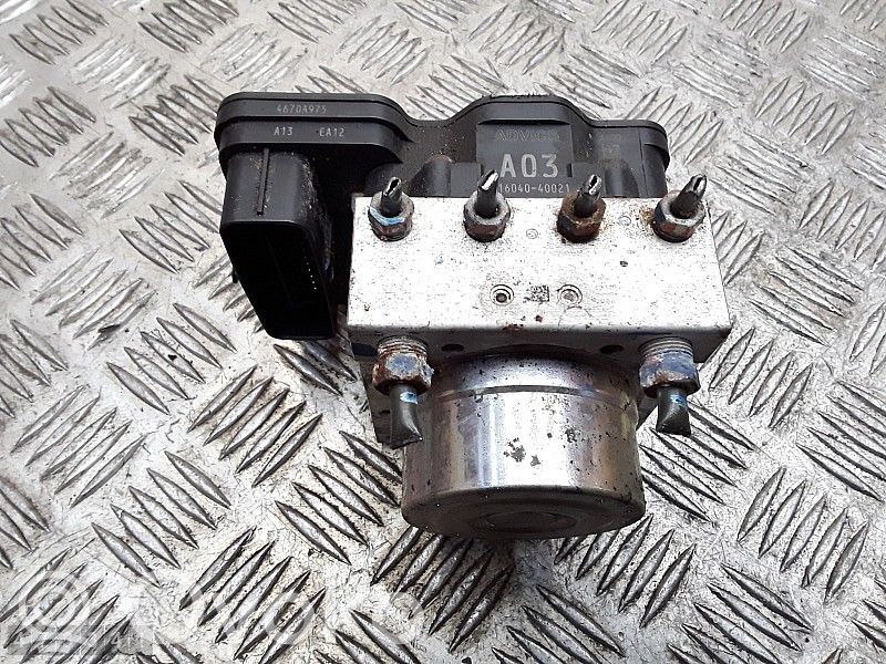 Mitsubishi L200 Pompa ABS 