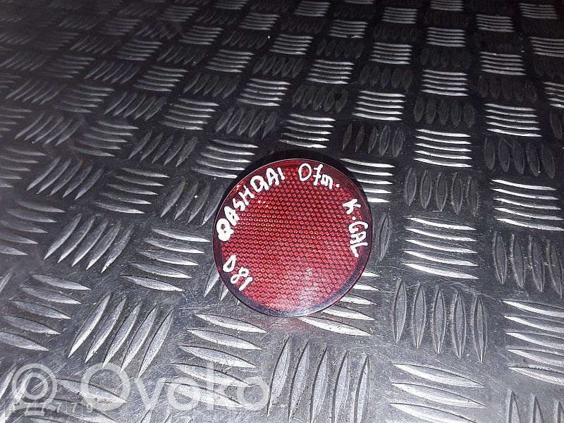Nissan Qashqai Reflector spate 