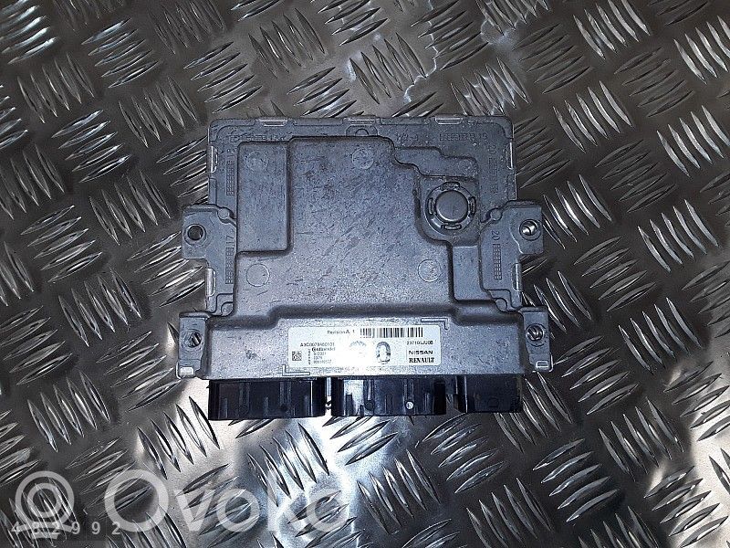 Nissan Navara D23 Engine control unit/module 