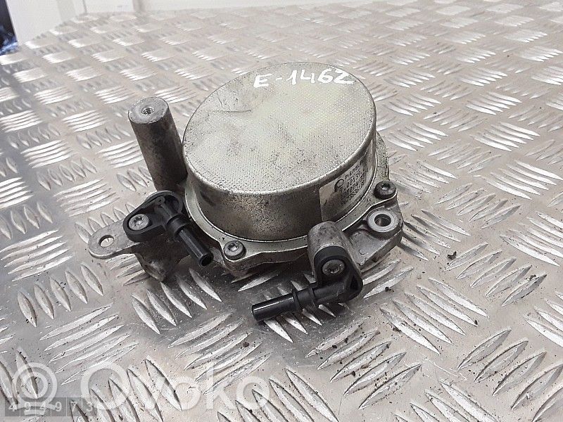 Ford Kuga II Pompe à vide 
