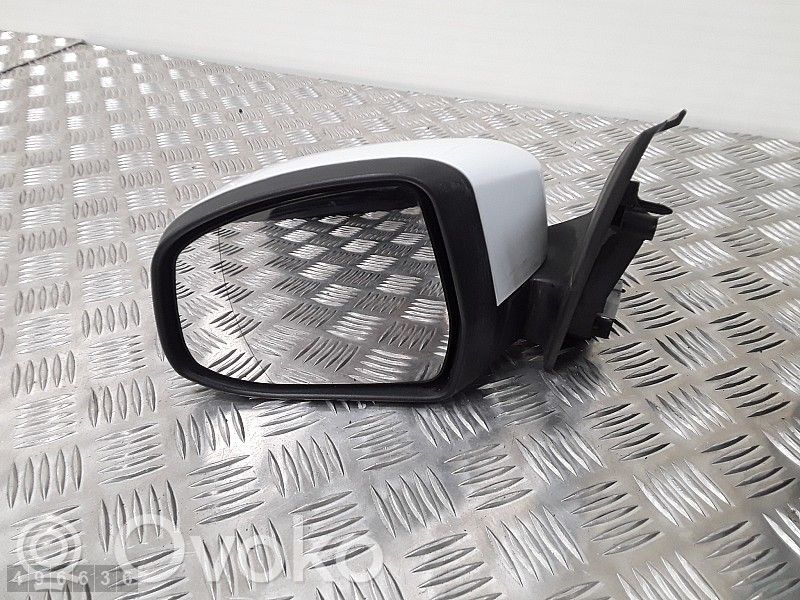 Front door electric wing mirror   E4044589