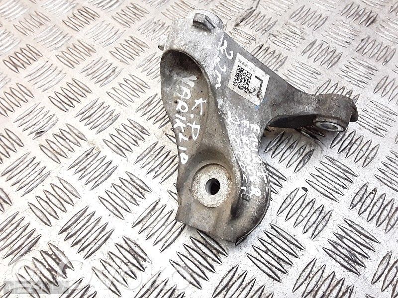Ford Ranger Engine mount bracket 