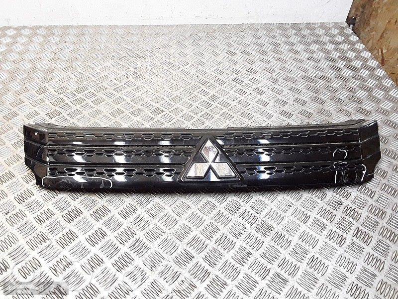 Mitsubishi Eclipse Cross Front bumper lower grill 
