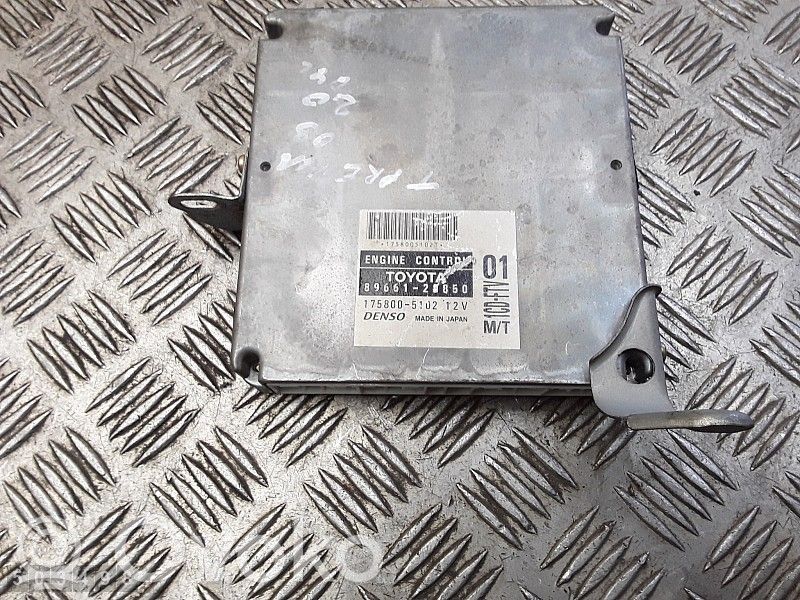 Toyota Previa (XR30, XR40) II Engine control unit/module 