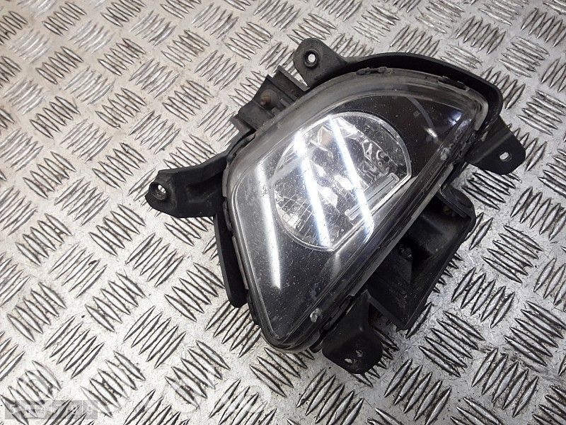 Hyundai i30 Feu antibrouillard avant 