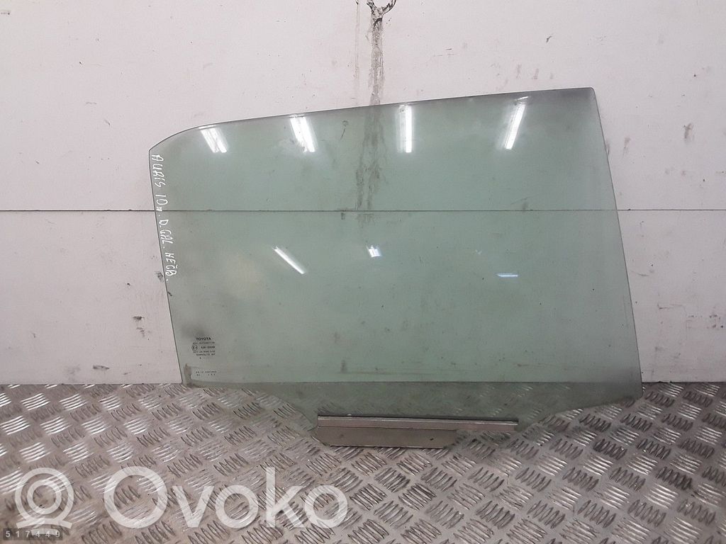 Toyota Auris 150 Vetro del finestrino della portiera posteriore