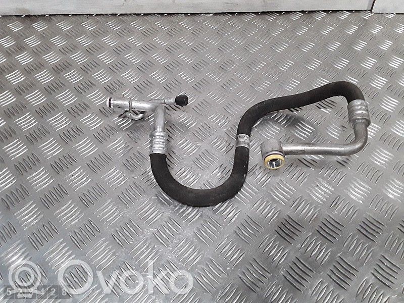 Ilmastointilaitteen putki (A/C)   6450923258501