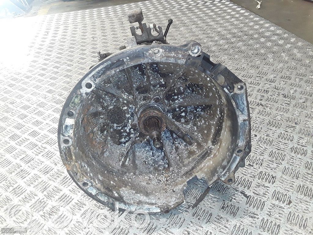 Ford Transit Cutie viteze manuală cu 6 trepte 