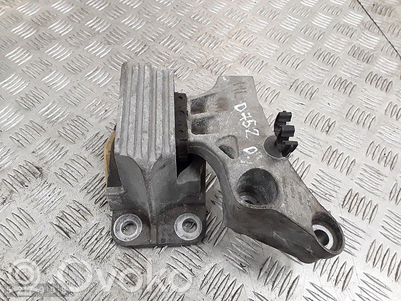 Engine mount bracket   112107874R,112107874R