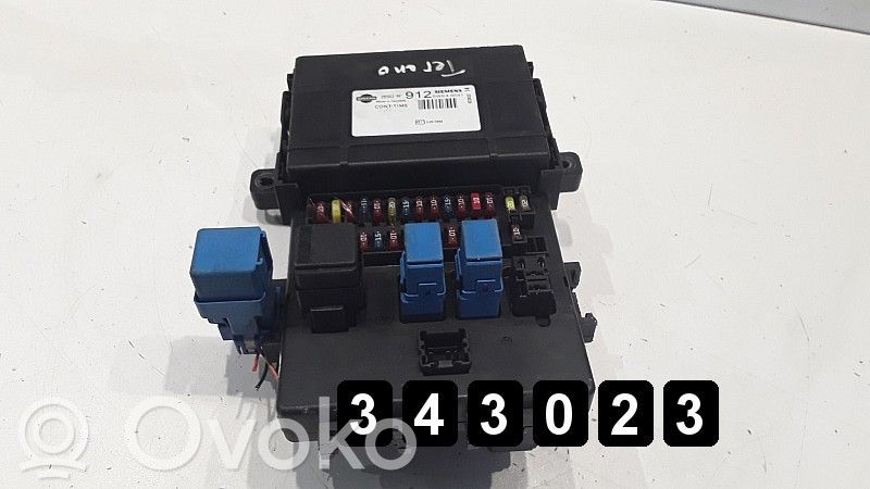 Nissan Terrano Module de fusibles