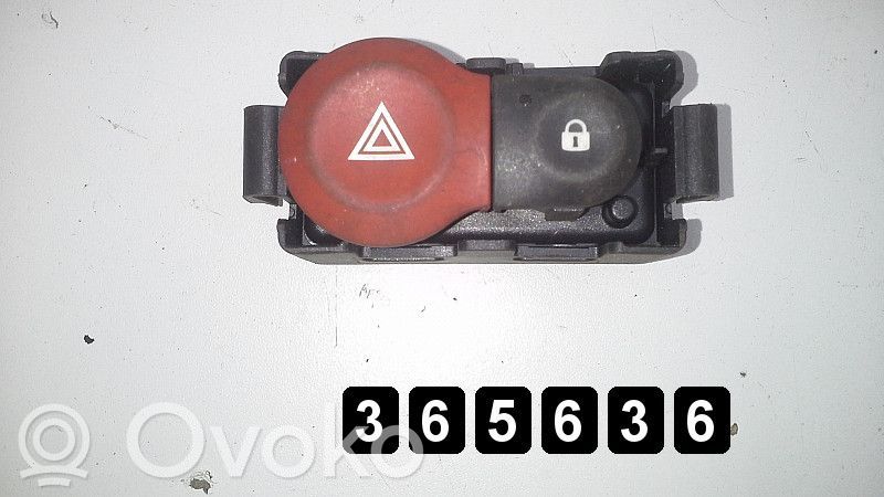 Renault Clio III Interruttore luci di emergenza 